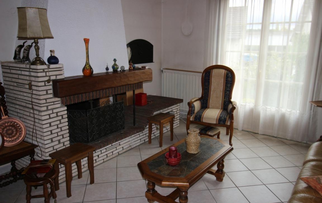 CHEVALIER IMMOBILIER : House | ORVAL (18200) | 135 m2 | 129 000 € 