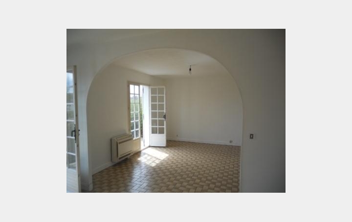 CHEVALIER IMMOBILIER : Maison / Villa | SAINT-AMAND-MONTROND (18200) | 68 m2 | 105 000 € 