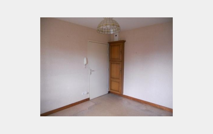 CHEVALIER IMMOBILIER : Appartement | SAINT-AMAND-MONTROND (18200) | 45 m2 | 64 500 € 