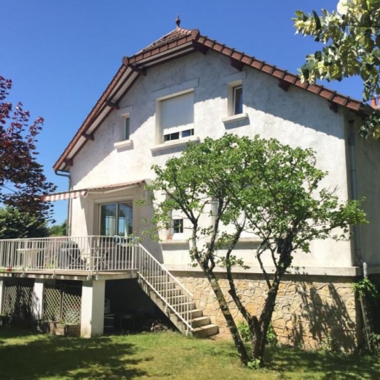 CHEVALIER IMMOBILIER : Maison / Villa | SAINT-AMAND-MONTROND (18200) | 158.00m2 | 153 725 € 