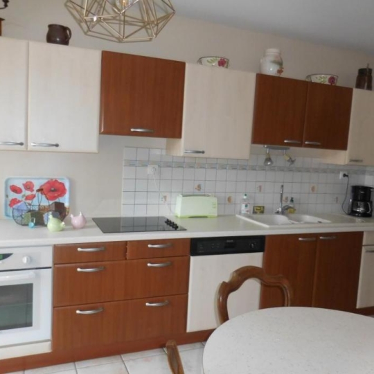  CHEVALIER IMMOBILIER : Appartement | SAINT-AMAND-MONTROND (18200) | 90 m2 | 133 750 € 