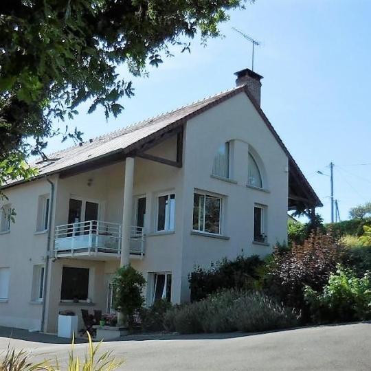  CHEVALIER IMMOBILIER : Maison / Villa | SAINT-AMAND-MONTROND (18200) | 240 m2 | 313 000 € 