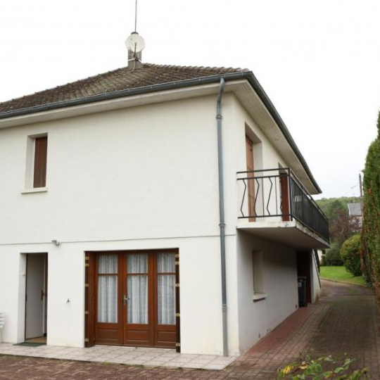  CHEVALIER IMMOBILIER : Maison / Villa | SAINT-AMAND-MONTROND (18200) | 160 m2 | 107 000 € 