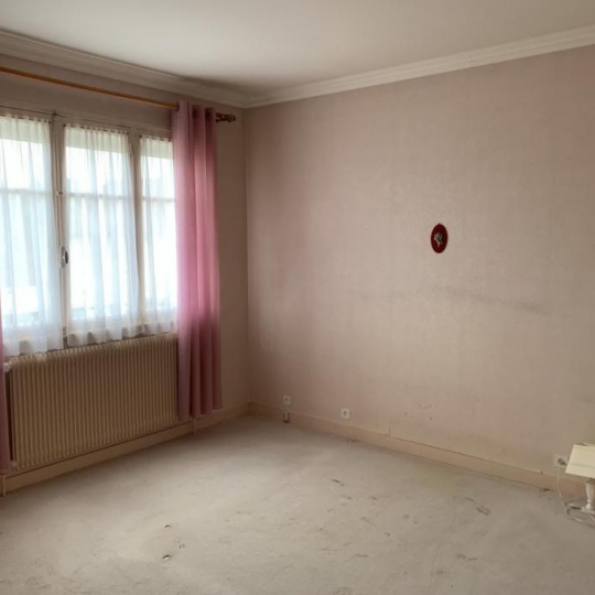  CHEVALIER IMMOBILIER : Maison / Villa | SAINT-AMAND-MONTROND (18200) | 110 m2 | 106 900 € 