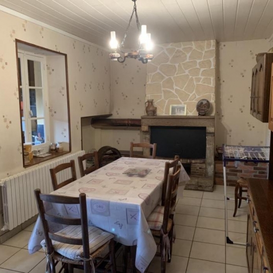 CHEVALIER IMMOBILIER : Maison / Villa | SAINT-AMAND-MONTROND (18200) | 140 m2 | 158 900 € 