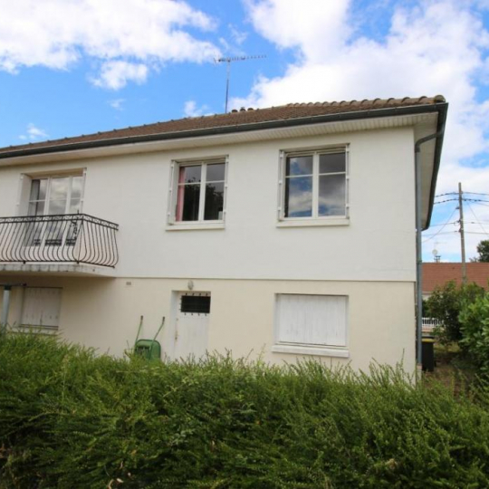  CHEVALIER IMMOBILIER : Maison / Villa | SAINT-AMAND-MONTROND (18200) | 80 m2 | 102 000 € 