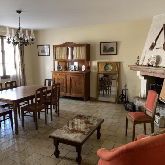  CHEVALIER IMMOBILIER : Maison / Villa | SAINT-AMAND-MONTROND (18200) | 125 m2 | 82 000 € 