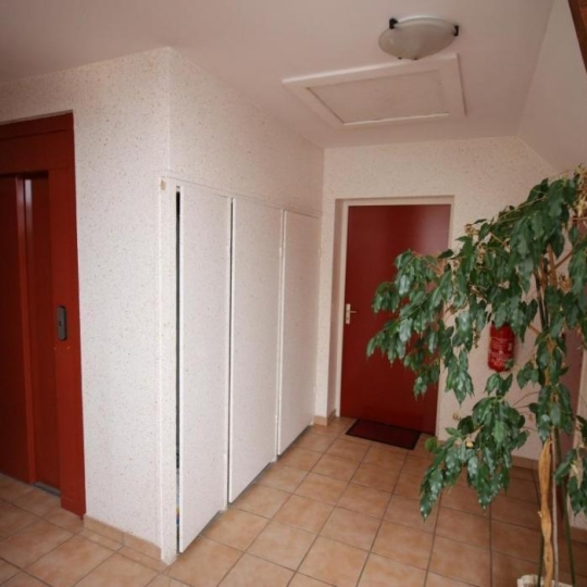  CHEVALIER IMMOBILIER : Appartement | SAINT-AMAND-MONTROND (18200) | 71 m2 | 65 000 € 