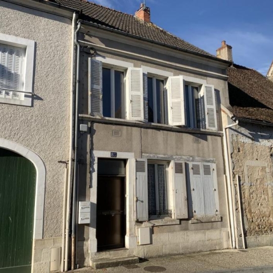  CHEVALIER IMMOBILIER : House | SAINT-AMAND-MONTROND (18200) | 100 m2 | 54 000 € 