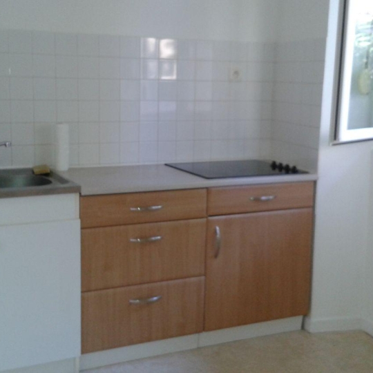  CHEVALIER IMMOBILIER : Appartement | SAINT-AMAND-MONTROND (18200) | 55 m2 | 42 000 € 