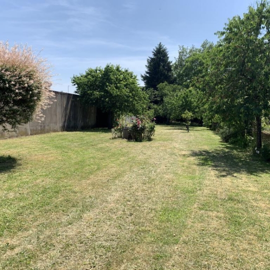  CHEVALIER IMMOBILIER : Maison / Villa | SAINT-AMAND-MONTROND (18200) | 193 m2 | 180 000 € 