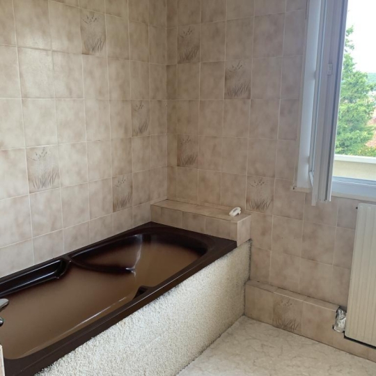  CHEVALIER IMMOBILIER : Apartment | SAINT-AMAND-MONTROND (18200) | 101 m2 | 92 880 € 