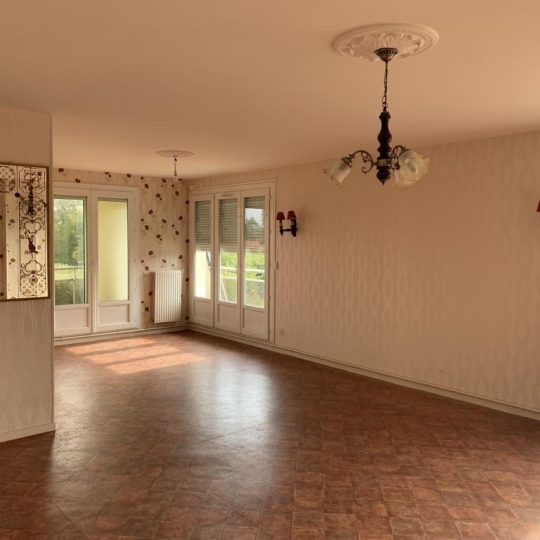  CHEVALIER IMMOBILIER : Apartment | SAINT-AMAND-MONTROND (18200) | 101 m2 | 92 880 € 