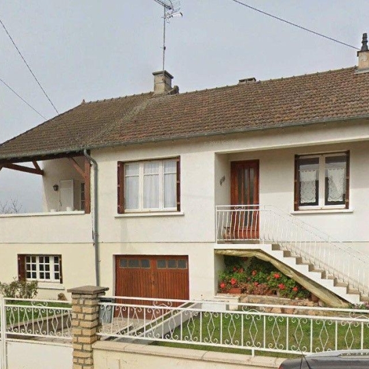  CHEVALIER IMMOBILIER : House | SAINT-AMAND-MONTROND (18200) | 152 m2 | 159 000 € 