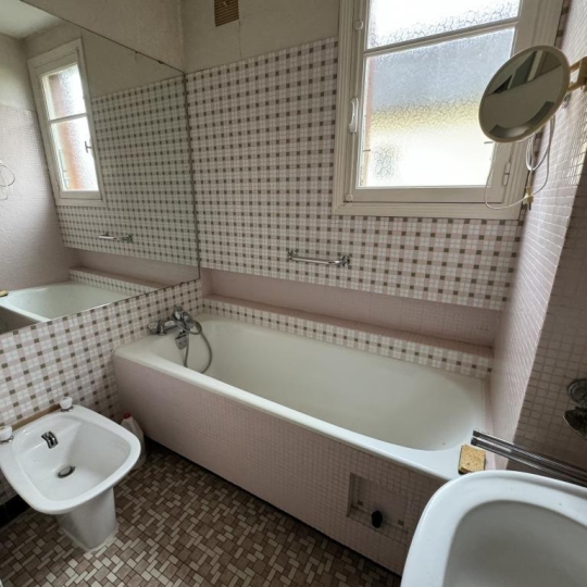  CHEVALIER IMMOBILIER : Maison / Villa | SAINT-AMAND-MONTROND (18200) | 152 m2 | 138 000 € 