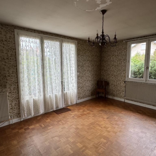  CHEVALIER IMMOBILIER : Maison / Villa | SAINT-AMAND-MONTROND (18200) | 85 m2 | 76 000 € 