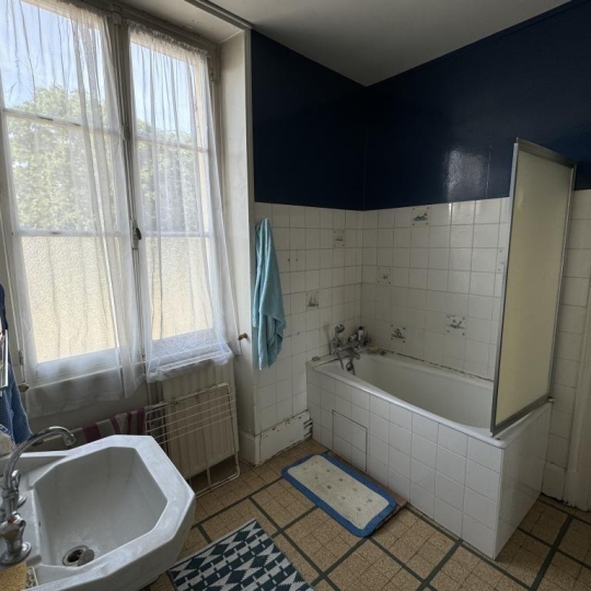  CHEVALIER IMMOBILIER : Maison / Villa | SAINT-AMAND-MONTROND (18200) | 131 m2 | 125 000 € 