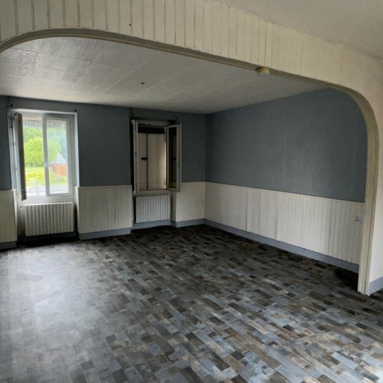  CHEVALIER IMMOBILIER : Building | ORVAL (18200) | 177 m2 | 60 000 € 