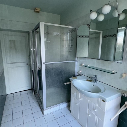  CHEVALIER IMMOBILIER : Maison / Villa | SAINT-AMAND-MONTROND (18200) | 115 m2 | 88 000 € 