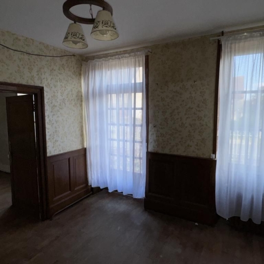  CHEVALIER IMMOBILIER : Maison / Villa | SAINT-AMAND-MONTROND (18200) | 115 m2 | 88 000 € 