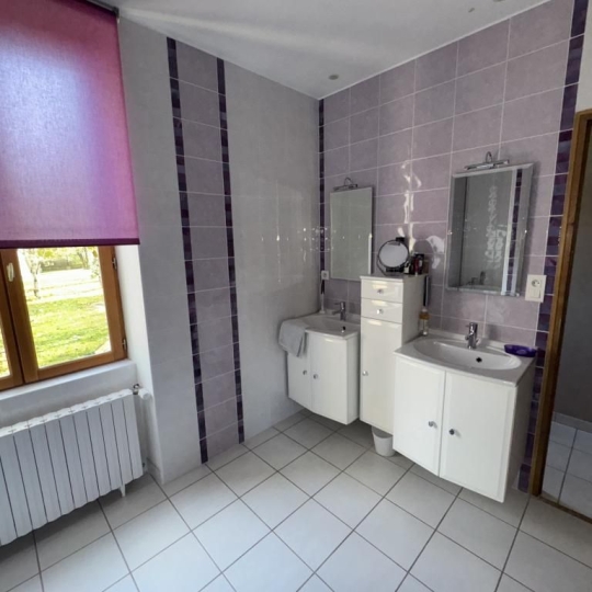  CHEVALIER IMMOBILIER : House | ORVAL (18200) | 140 m2 | 186 000 € 