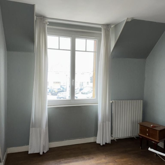  CHEVALIER IMMOBILIER : Maison / Villa | SAINT-AMAND-MONTROND (18200) | 147 m2 | 108 000 € 