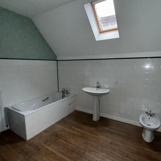  CHEVALIER IMMOBILIER : Maison / Villa | SAINT-AMAND-MONTROND (18200) | 147 m2 | 108 000 € 