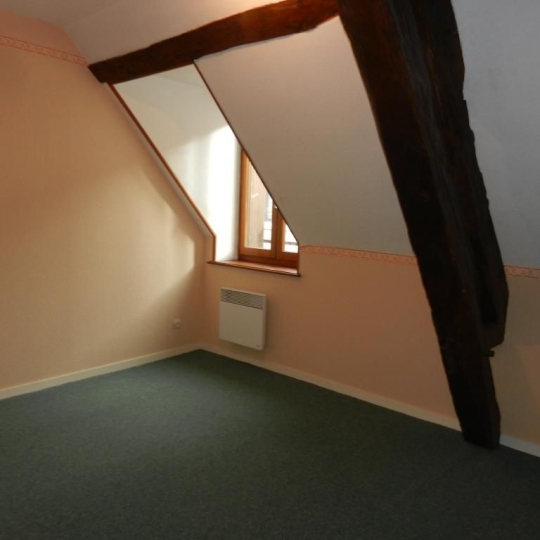  CHEVALIER IMMOBILIER : Immeuble | SAINT-AMAND-MONTROND (18200) | 220 m2 | 233 200 € 