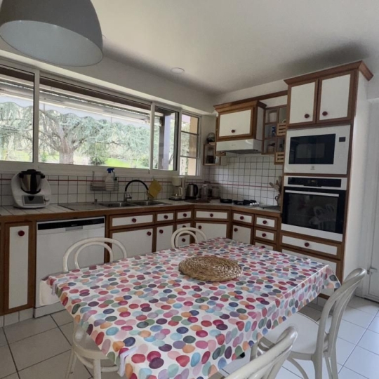  CHEVALIER IMMOBILIER : Maison / Villa | SAINT-AMAND-MONTROND (18200) | 196 m2 | 402 300 € 