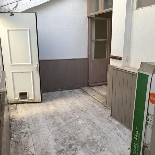  CHEVALIER IMMOBILIER : Immeuble | SAINT-AMAND-MONTROND (18200) | 100 m2 | 38 500 € 