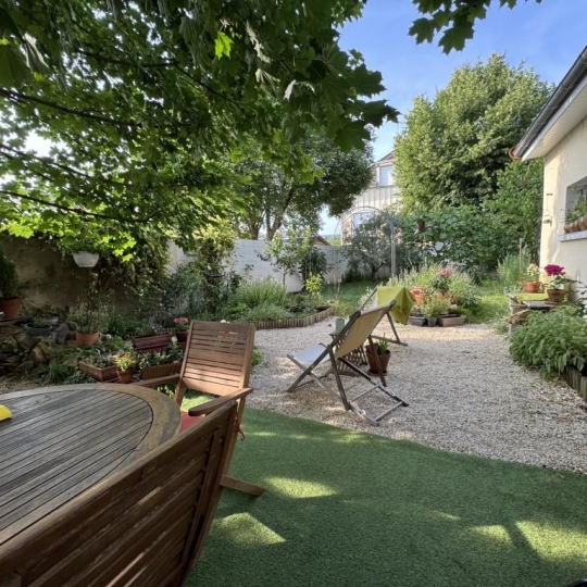  CHEVALIER IMMOBILIER : House | SAINT-AMAND-MONTROND (18200) | 185 m2 | 187 250 € 