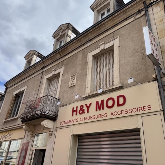  CHEVALIER IMMOBILIER : Building | SAINT-AMAND-MONTROND (18200) | 268 m2 | 212 000 € 