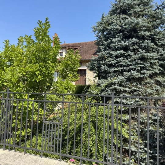  CHEVALIER IMMOBILIER : Maison / Villa | SAINT-AMAND-MONTROND (18200) | 153 m2 | 212 000 € 