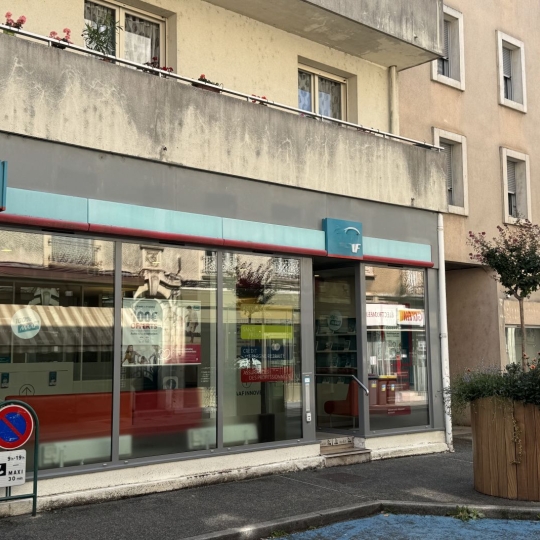 CHEVALIER IMMOBILIER : Office | SAINT-AMAND-MONTROND (18200) | 108.00m2 | 108 500 € 
