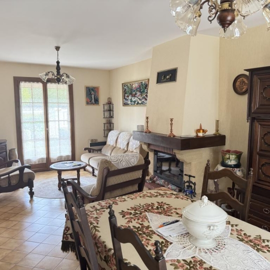  CHEVALIER IMMOBILIER : Maison / Villa | SAINT-AMAND-MONTROND (18200) | 129 m2 | 172 000 € 