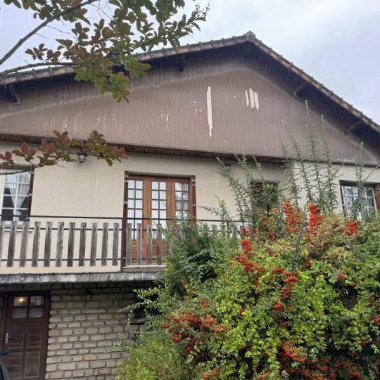 CHEVALIER IMMOBILIER : Maison / Villa | SAINT-AMAND-MONTROND (18200) | 94 m2 | 76 300 &euro; 