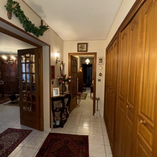  CHEVALIER IMMOBILIER : Appartement | SAINT-AMAND-MONTROND (18200) | 139 m2 | 140 000 &euro; 