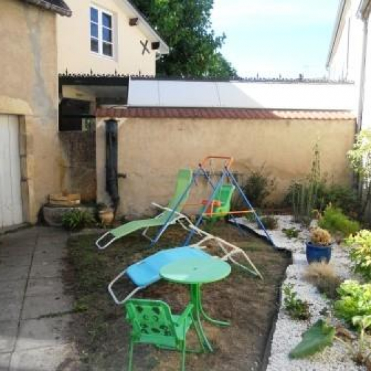  CHEVALIER IMMOBILIER : Maison / Villa | SAINT-AMAND-MONTROND (18200) | 133 m2 | 138 000 € 