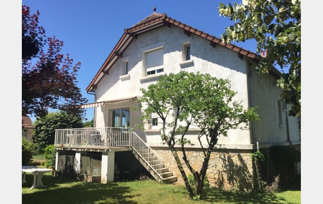 CHEVALIER IMMOBILIER : Maison / Villa | SAINT-AMAND-MONTROND (18200) | 158 m2 | 153 725 € 