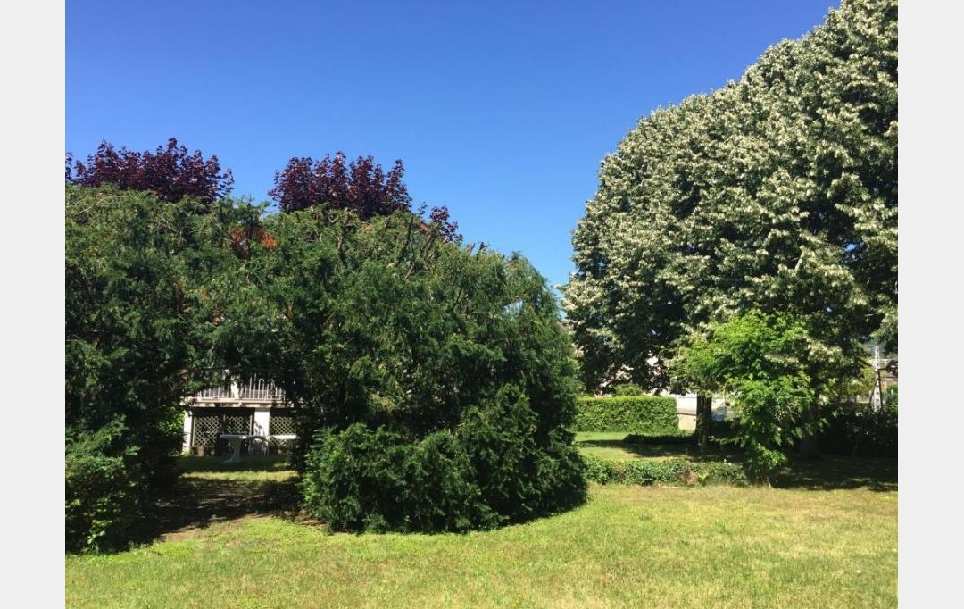 CHEVALIER IMMOBILIER : Maison / Villa | SAINT-AMAND-MONTROND (18200) | 158 m2 | 153 725 € 