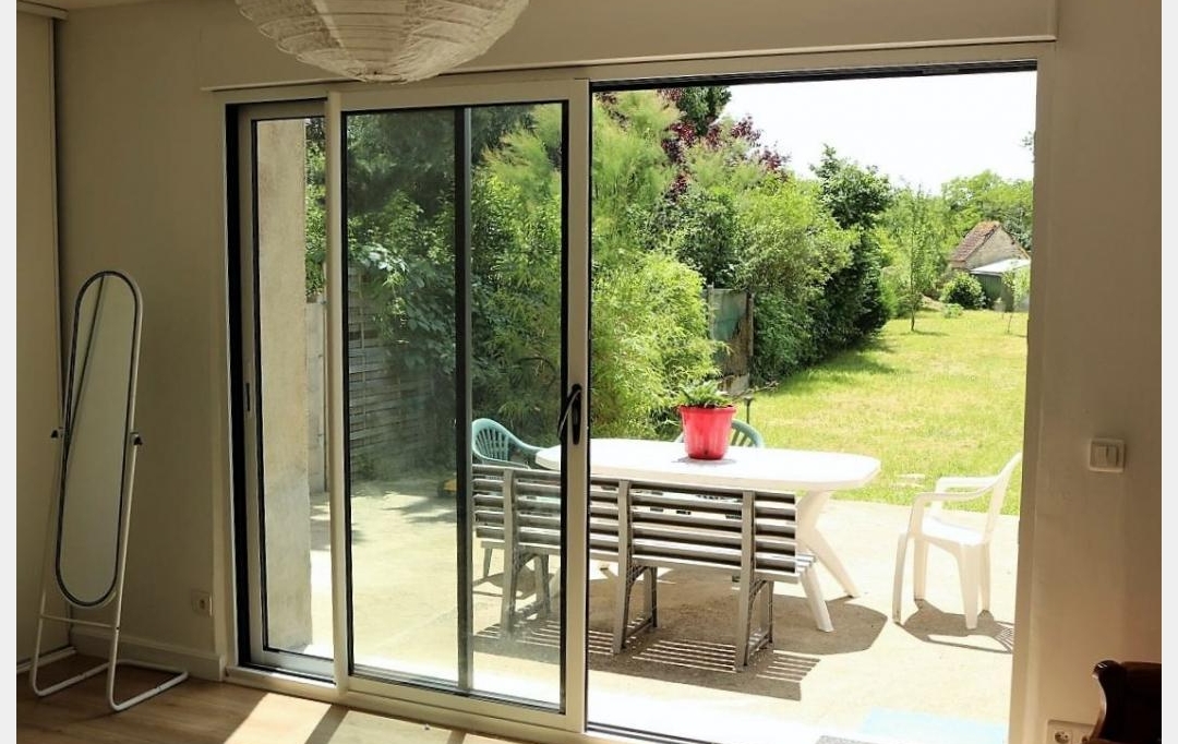 CHEVALIER IMMOBILIER : House | SAINT-AMAND-MONTROND (18200) | 110 m2 | 124 000 € 