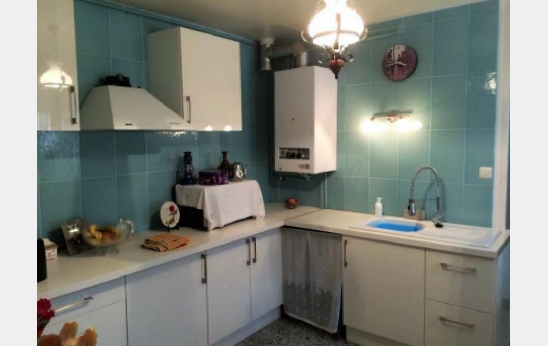 CHEVALIER IMMOBILIER : House | SAINT-AMAND-MONTROND (18200) | 110 m2 | 124 000 € 