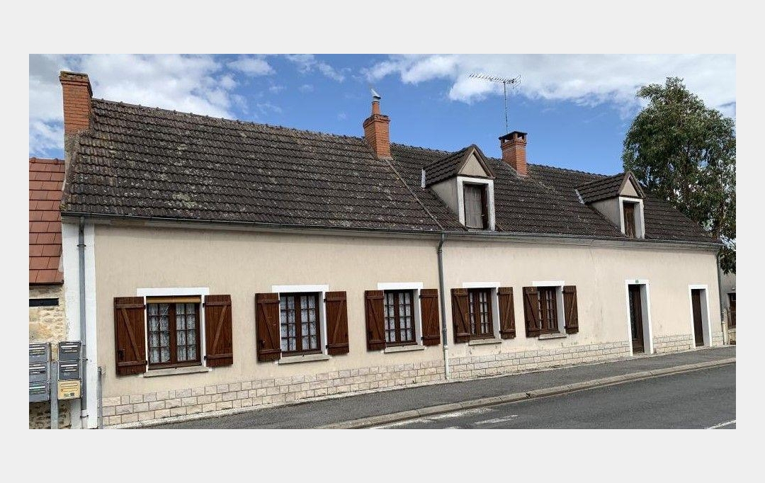 CHEVALIER IMMOBILIER : Maison / Villa | SAINT-AMAND-MONTROND (18200) | 142 m2 | 97 000 € 