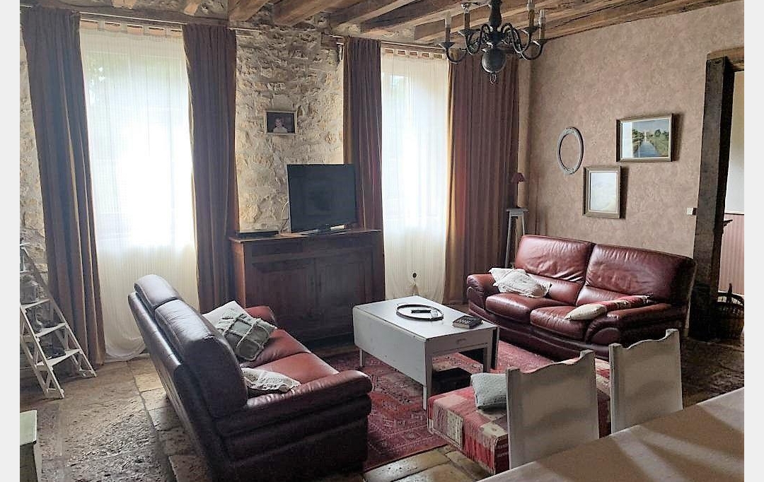 CHEVALIER IMMOBILIER : Maison / Villa | SAINT-AMAND-MONTROND (18200) | 168 m2 | 217 000 € 