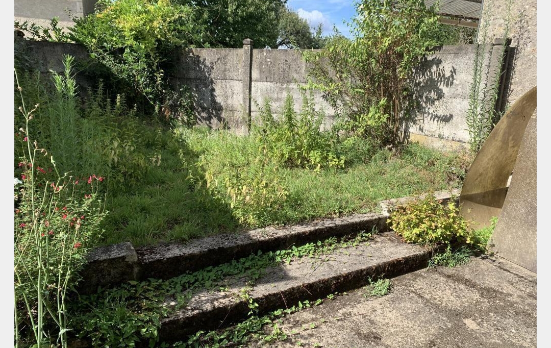 CHEVALIER IMMOBILIER : House | FARGES-ALLICHAMPS (18200) | 120 m2 | 28 500 € 