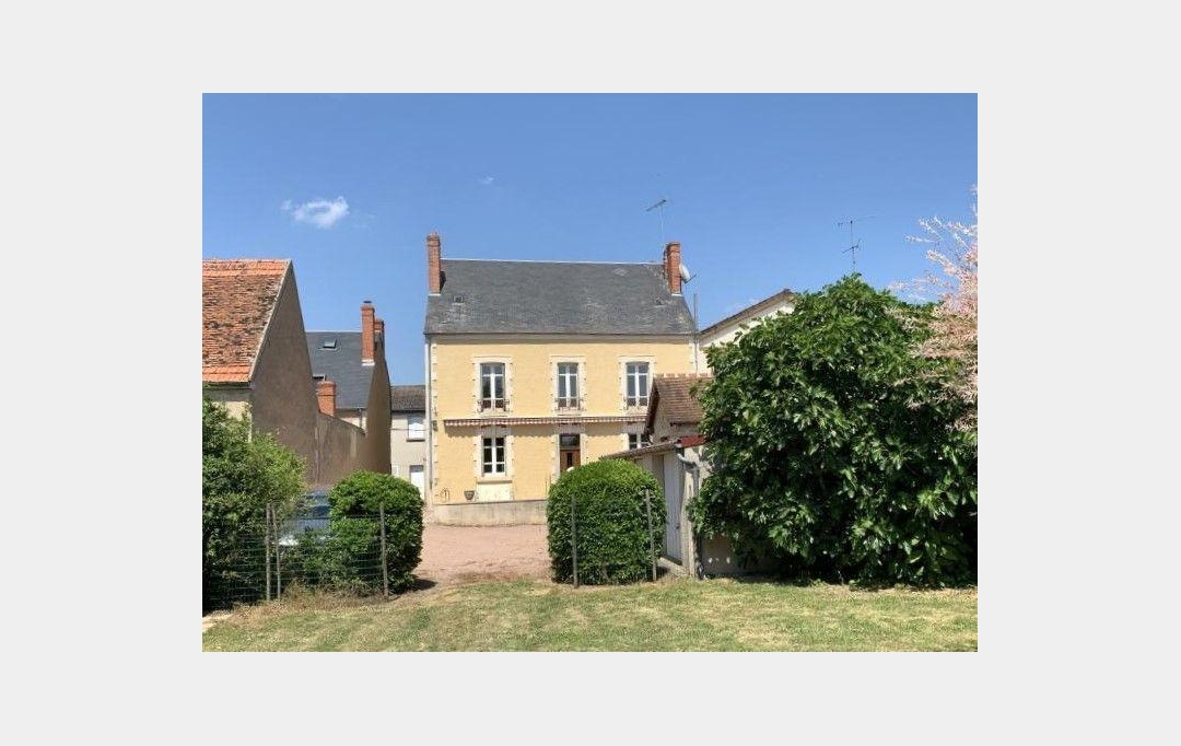 CHEVALIER IMMOBILIER : Maison / Villa | SAINT-AMAND-MONTROND (18200) | 193 m2 | 180 000 € 