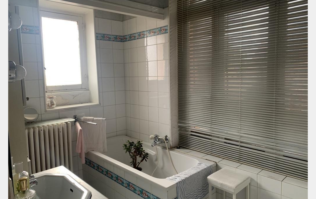 CHEVALIER IMMOBILIER : Maison / Villa | SAINT-AMAND-MONTROND (18200) | 172 m2 | 211 000 € 