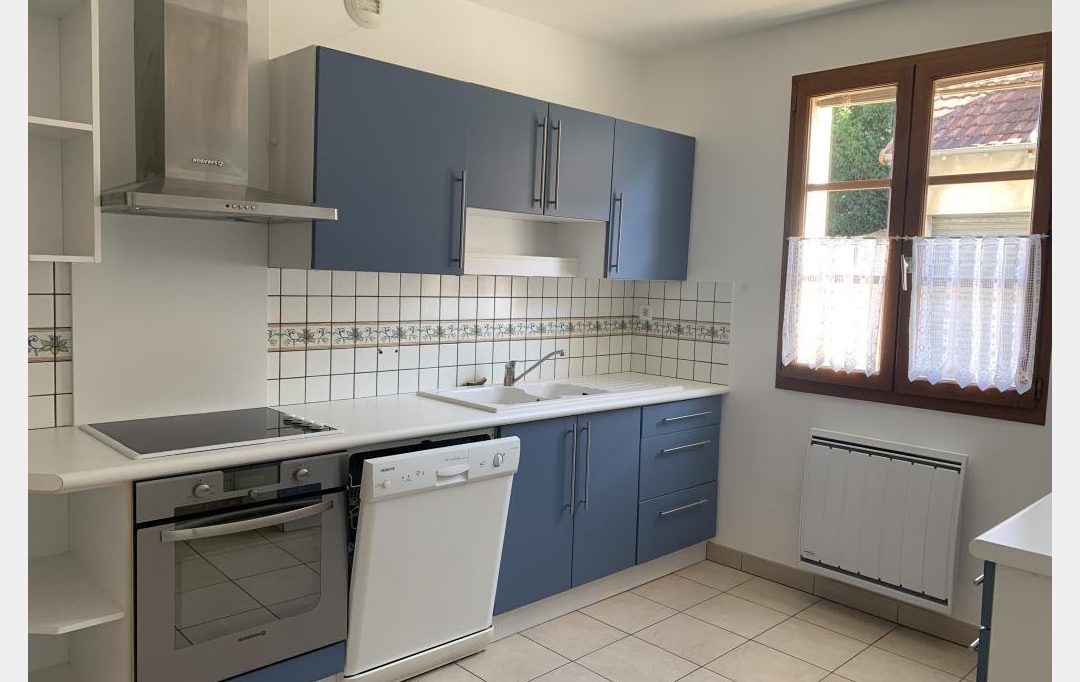 CHEVALIER IMMOBILIER : Appartement | SAINT-AMAND-MONTROND (18200) | 84 m2 | 107 000 € 