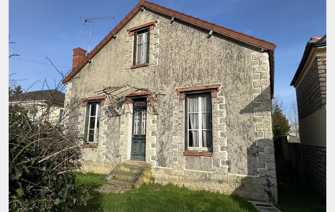 CHEVALIER IMMOBILIER : Maison / Villa | SAINT-AMAND-MONTROND (18200) | 70 m2 | 60 000 € 