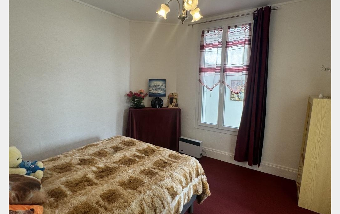 CHEVALIER IMMOBILIER : Maison / Villa | SAINT-AMAND-MONTROND (18200) | 68 m2 | 61 000 € 